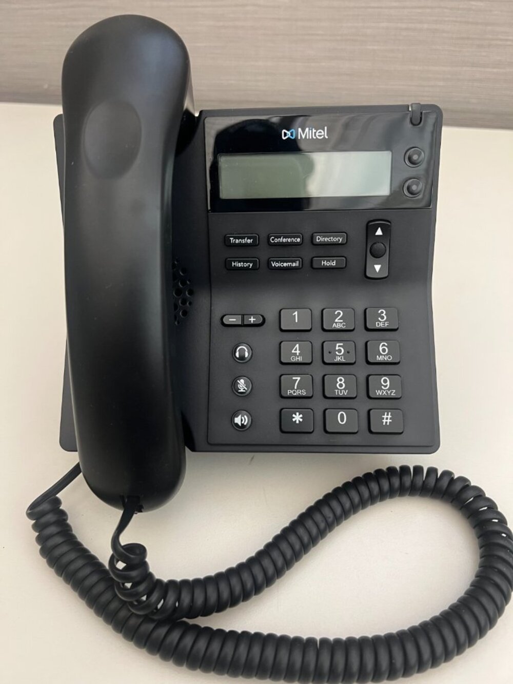 Mitel IP420G Gigabit VoIP Business Office Desk Phone SIP Ethernet Black